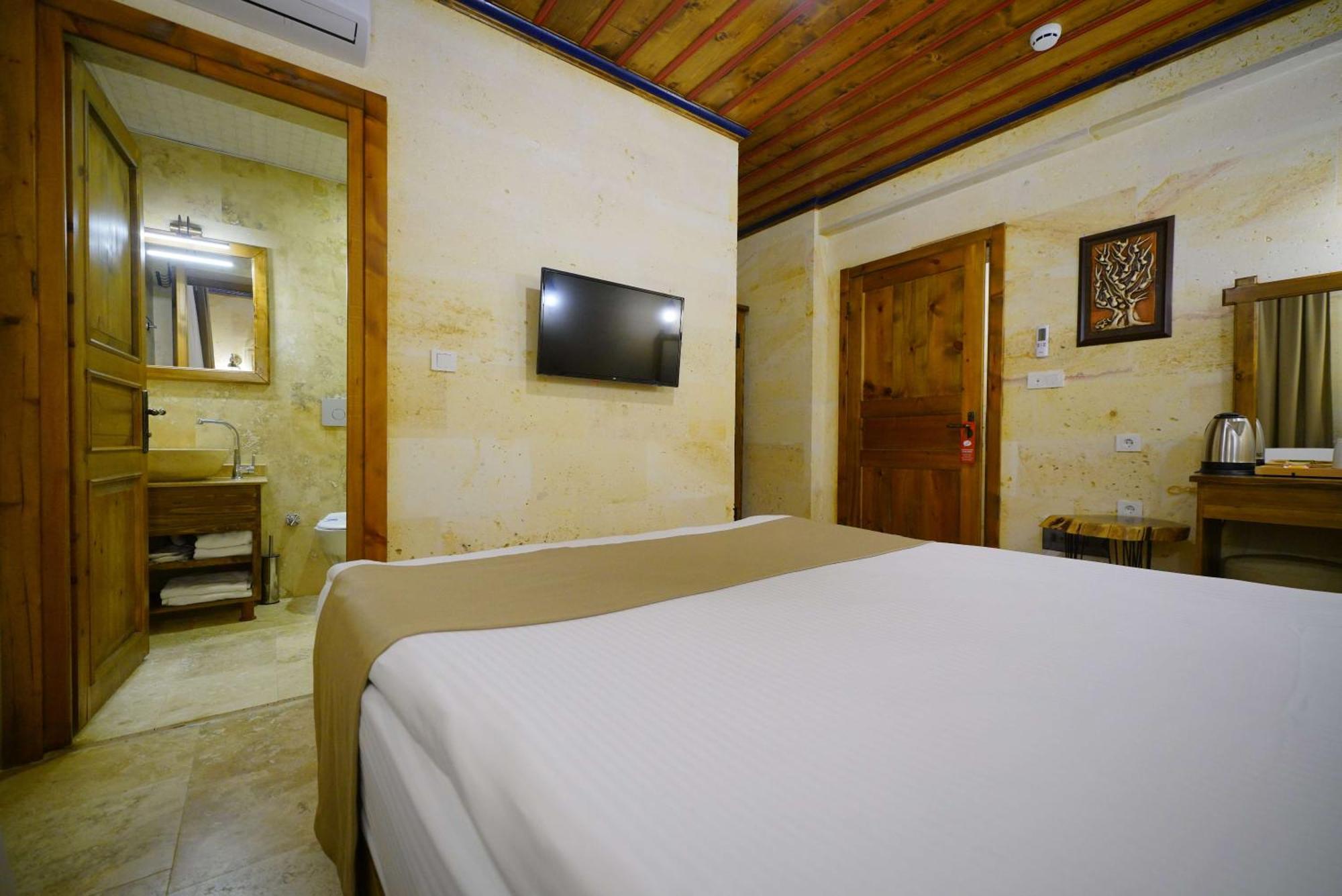 Enjoy Stone Hotel Goreme Exterior photo
