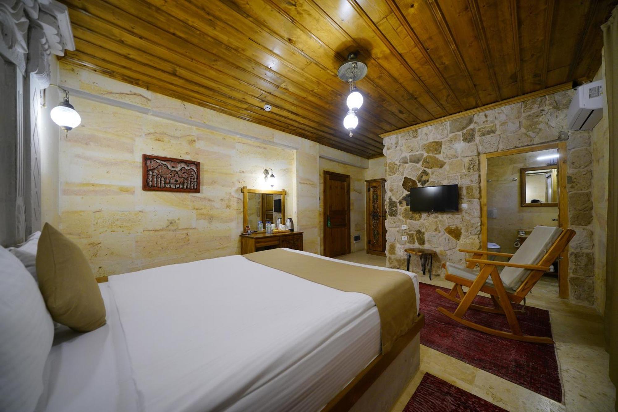 Enjoy Stone Hotel Goreme Exterior photo