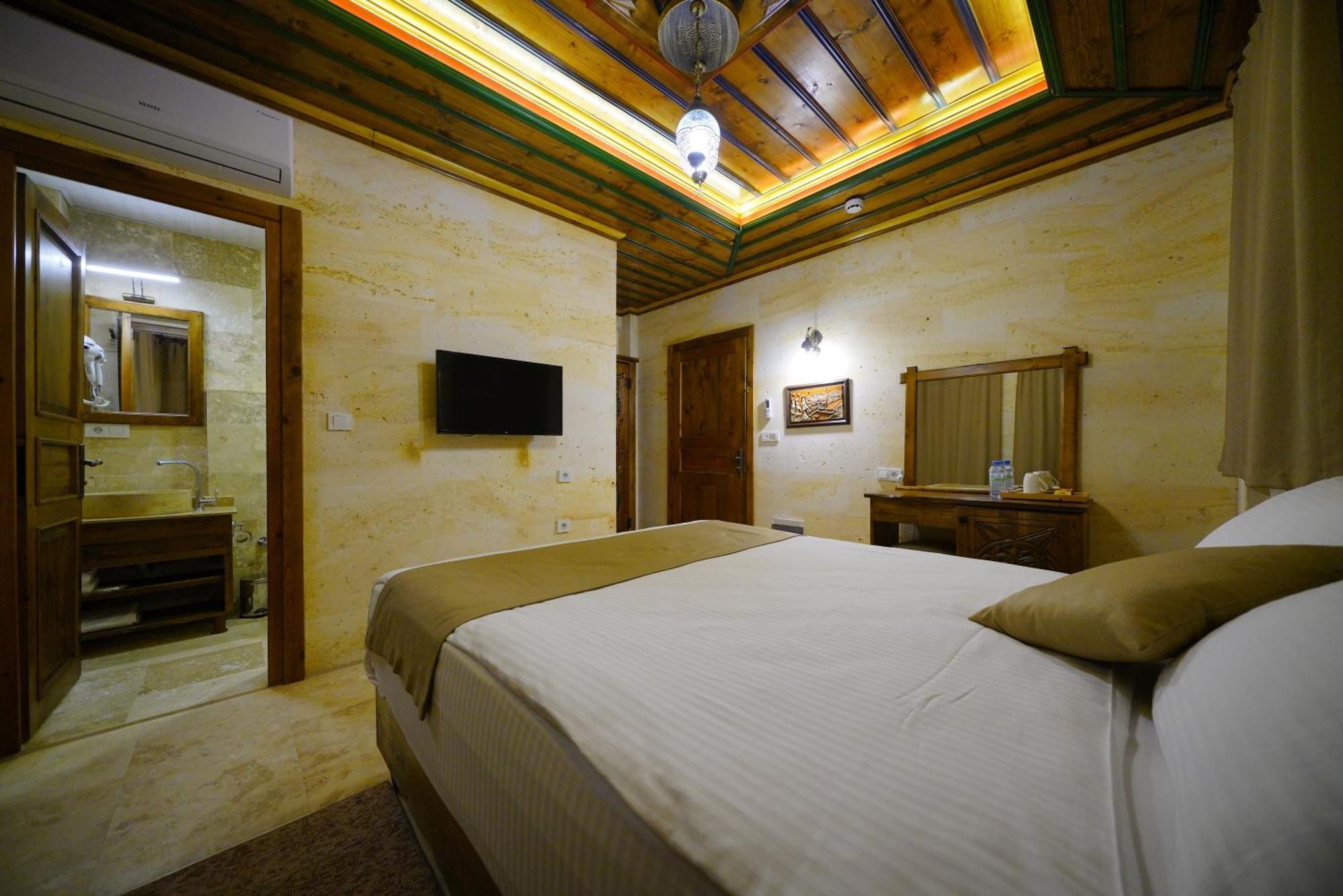 Enjoy Stone Hotel Goreme Exterior photo